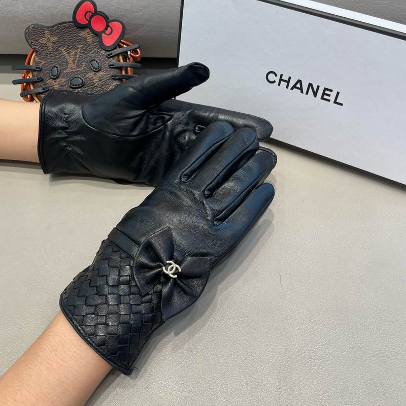 Chanel gloves M L 011213